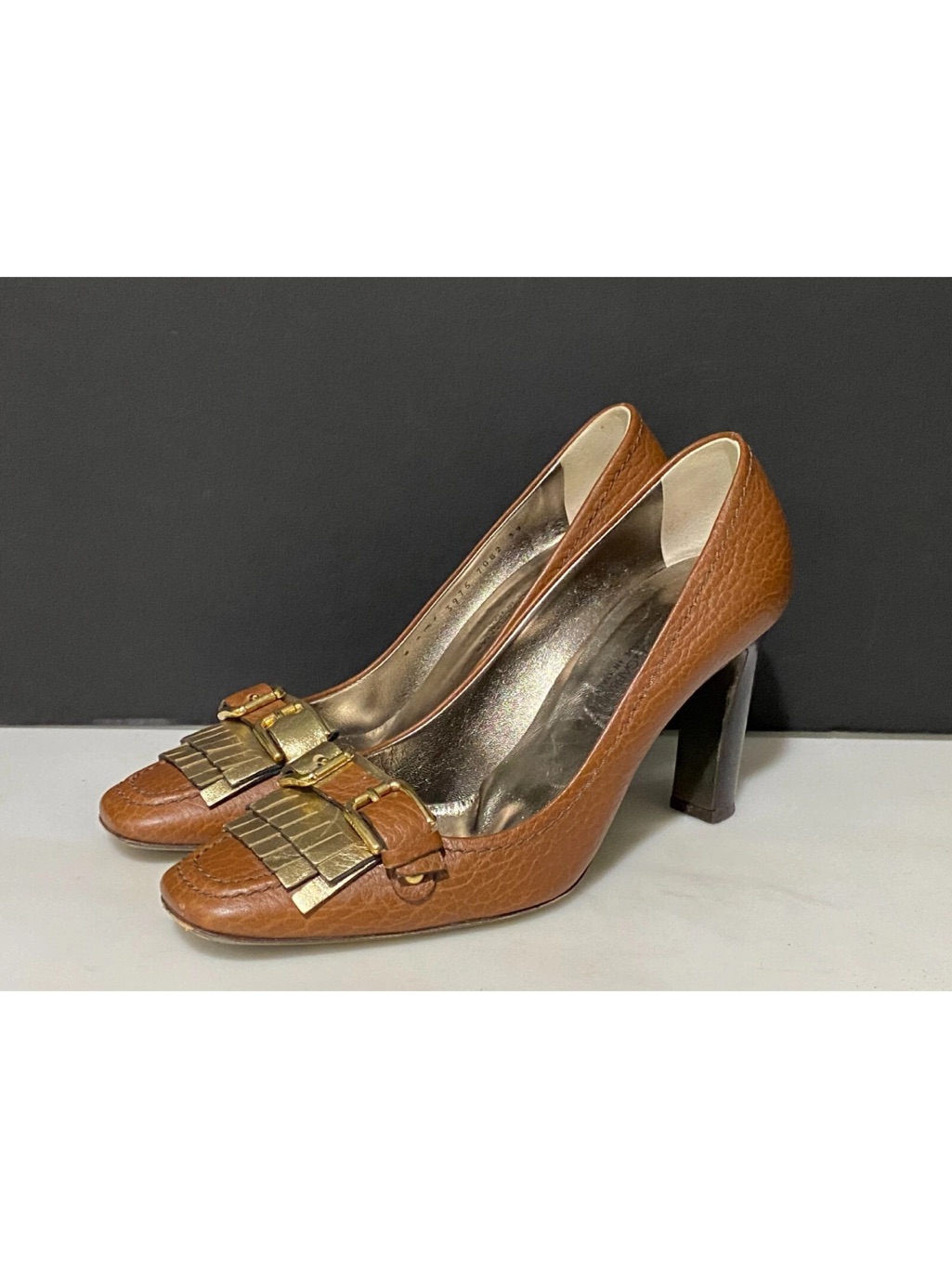 Dolce & Gabbana Women’s Size 39 Or 8.5 Brown Gold Leather Brogue Pump Shoes Box